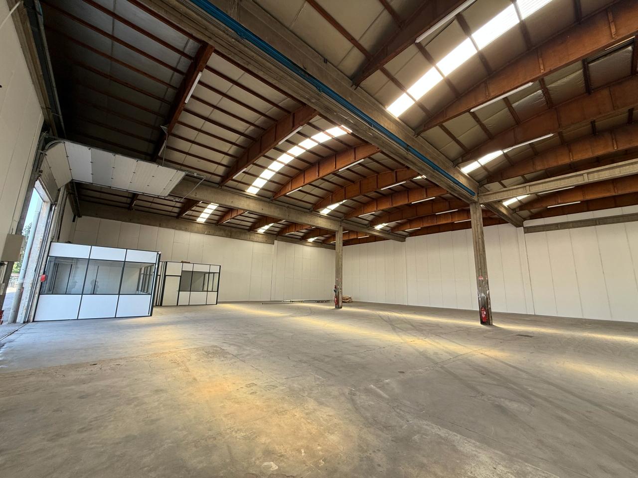 Local d'activité Saint-Priest 1890m² Location local d'activité Saint-Priest Rhône OLACT2108882 3